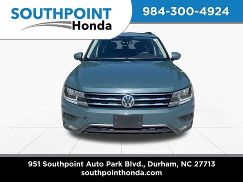 Used 2021 Volkswagen Tiguan SEL AWD/4WD image 2