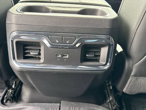 Used 2024 GMC Sierra 2500 Denali w/ Denali Reserve Package AWD/4WD image 26