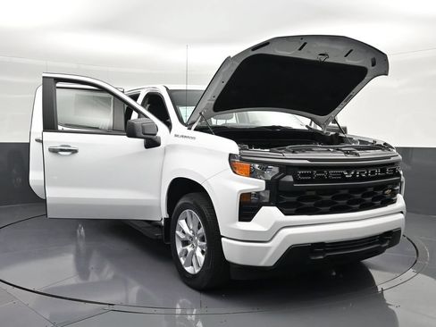 Used 2024 Chevrolet Silverado 1500 Custom RWD image 28