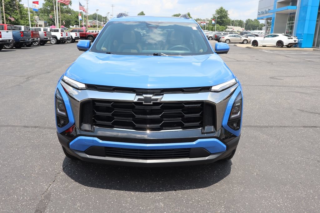 Used 2025 Chevrolet Equinox ACTIV w/ Safety and Technology Package FWD image 36