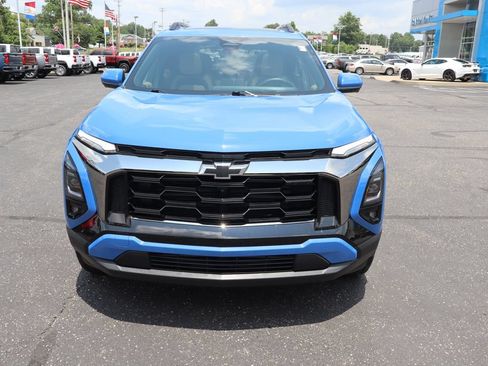 Used 2025 Chevrolet Equinox ACTIV w/ Safety and Technology Package FWD image 36