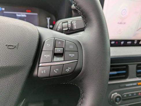 New 2025 Ford Maverick XLT w/ XLT Luxury Package image 30