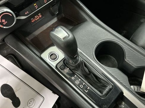 Used 2020 Nissan Altima 2.5 S FWD image 17