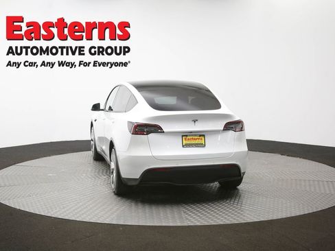 Used 2020 Tesla Model Y Long Range image 33