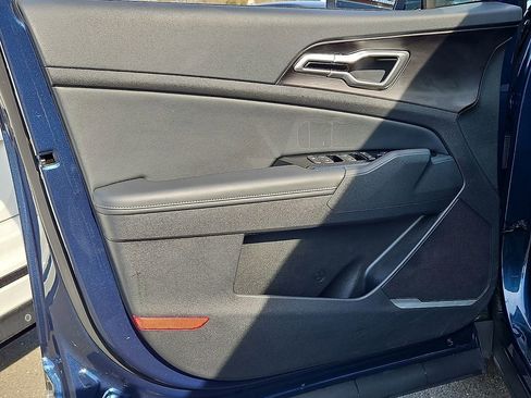 Certified 2023 Kia Sportage EX image 13