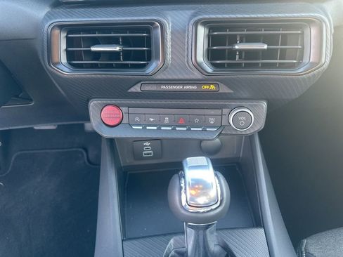 Used 2025 Ford Mustang Coupe image 25