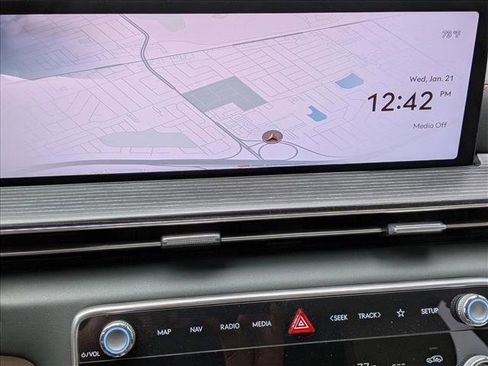 Used 2025 Genesis GV80 3.5T image 14