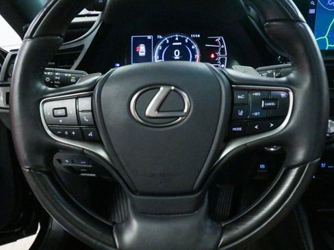 Used 2022 Lexus ES 350 Ultra Luxury w/ Accessory Package 2 FWD image 25