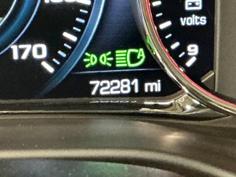 Used 2019 GMC Acadia Denali w/ Technology Package AWD/4WD image 22