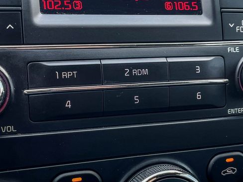 Used 2016 Kia Forte LX image 30