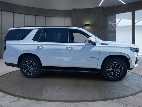 Used 2022 Chevrolet Tahoe Z71 w/ Luxury Package image 7