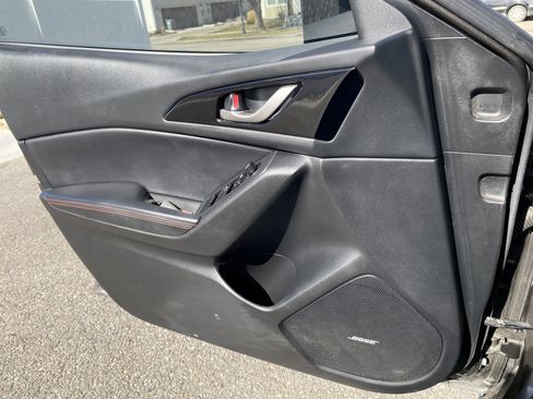 Used 2014 MAZDA MAZDA3 i Grand Touring image 17