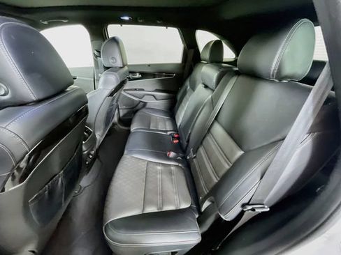 Used 2019 Kia Sorento SX FWD image 27