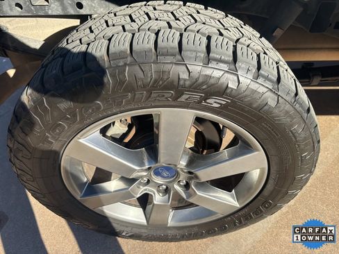 Used 2015 Ford F150 Lariat image 33