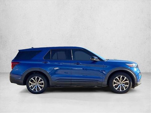 Used 2021 Ford Explorer ST w/ Equipment Group 401A image 4