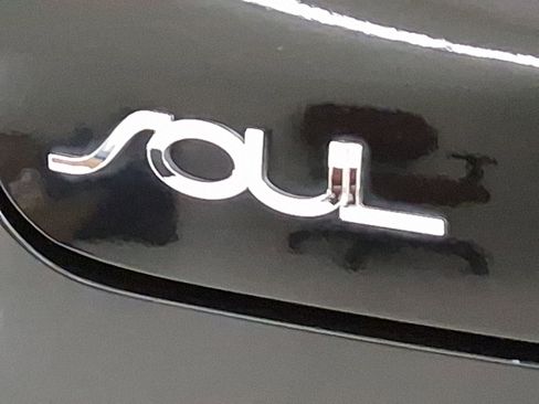 Used 2020 Kia Soul GT-Line image 22