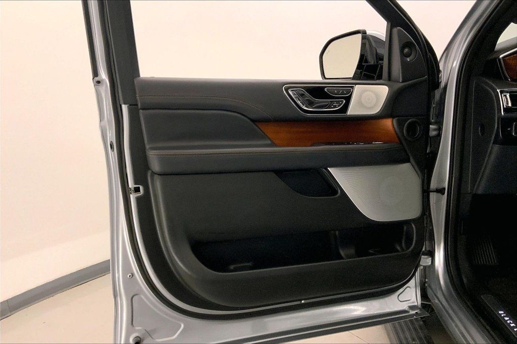 Used 2023 Lincoln Navigator L Black Label AWD/4WD image 24