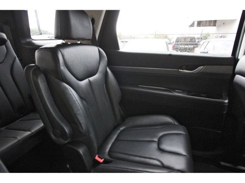 Used 2022 Hyundai Palisade SEL w/ Premium Package AWD/4WD image 14