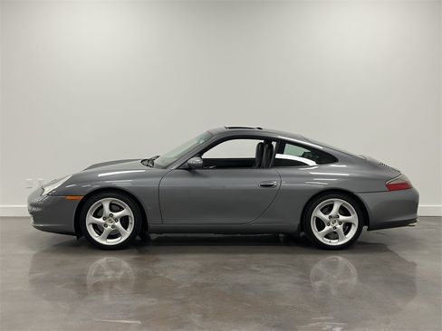 Used 2004 Porsche 911 GT3 RS image 7