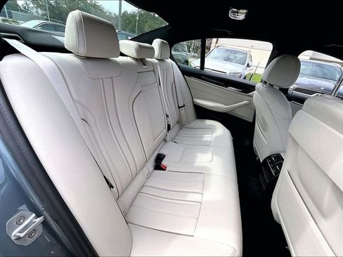 Used 2019 BMW 540i w/ Convenience Package image 22