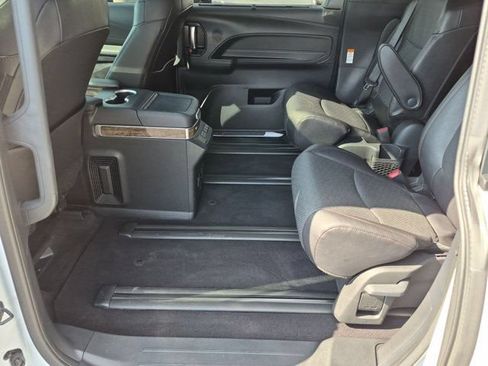 Certified 2025 Toyota Sienna Platinum AWD/4WD image 17