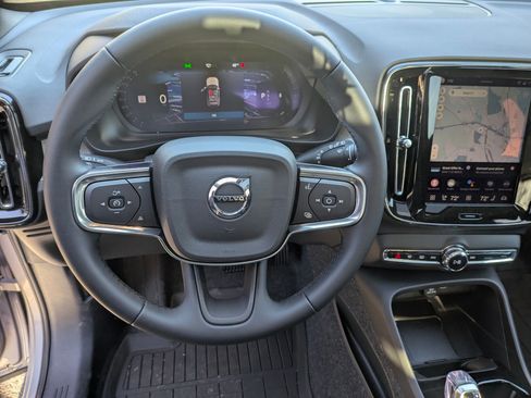 New 2026 Volvo XC40 B5 Plus w/ Protection Package Premier image 15