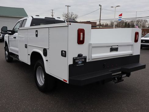 New 2026 Ford F350 XL w/ XL Chrome Package AWD/4WD image 16