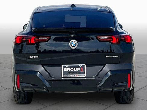 Used 2026 BMW X2 xDrive28i AWD/4WD image 4