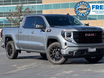 Used 2025 GMC Sierra 1500 Elevation
