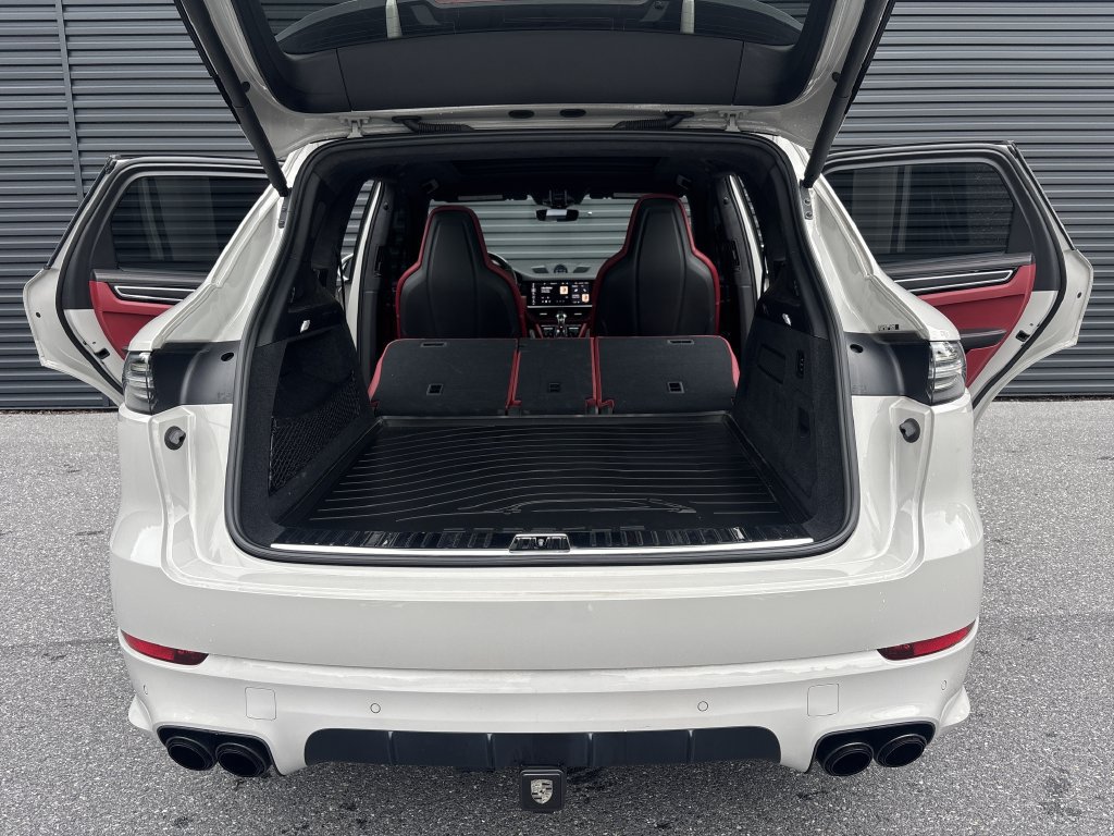 Used 2021 Porsche Cayenne GTS AWD/4WD image 25
