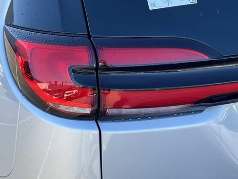 New 2026 Chrysler Pacifica Pinnacle w/ Trailer Tow Group image 10