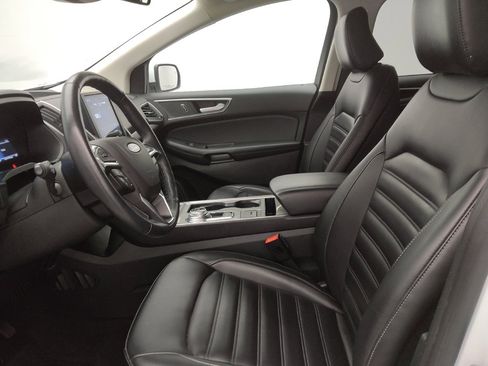 Used 2023 Ford Edge SEL image 17