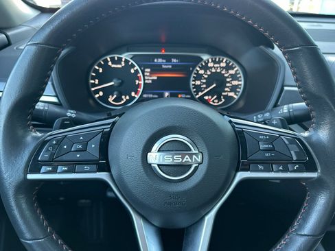 Used 2024 Nissan Altima 2.5 SR image 21