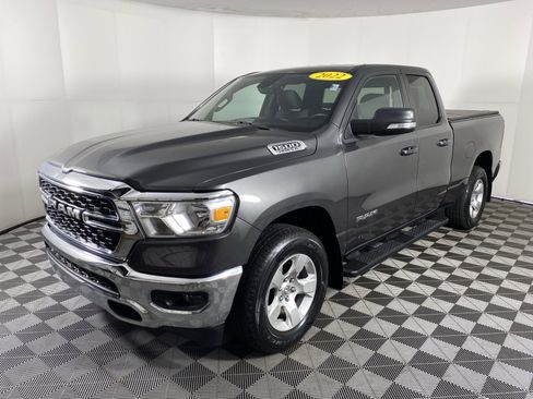 Used 2022 RAM 1500 Big Horn AWD/4WD image 9