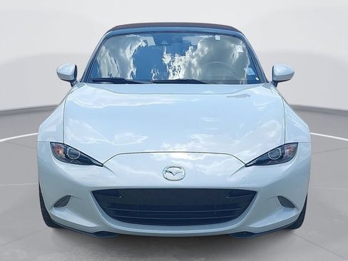 Used 2019 MAZDA MX-5 Miata Grand Touring w/ GT-S Package RWD image 2