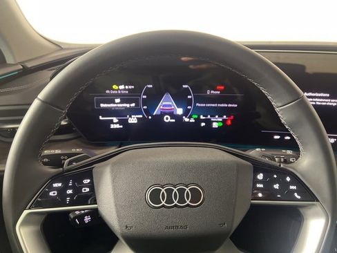 Used 2025 Audi Q5 Premium Plus w/ Premium Plus image 22