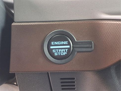 Used 2023 Ford Bronco Outer Banks image 25