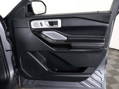 Used 2021 Ford Explorer ST w/ Equipment Group 401A image 30