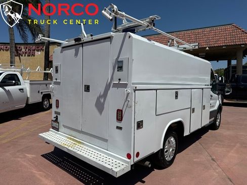 Used 2018 Ford Transit 350 138 w/ Interior Upgrade Package image 10