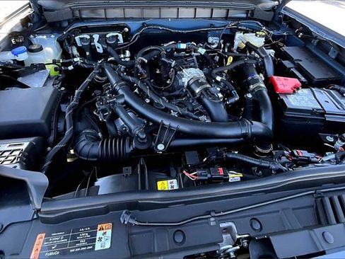 New 2025 Ford Bronco Badlands image 11