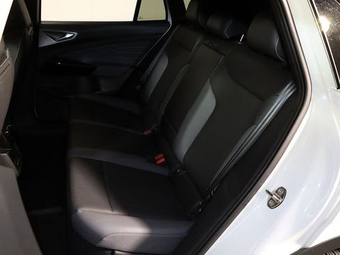 Used 2023 Volkswagen ID.4 Pro S image 13