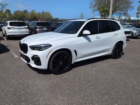 Used 2021 BMW X5 sDrive40i w/ M Sport Package image 4