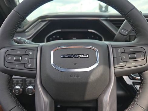 New 2026 GMC Sierra 3500 Denali Ultimate AWD/4WD image 31