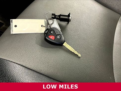 Used 2019 Toyota 4Runner SR5 Premium AWD/4WD image 35