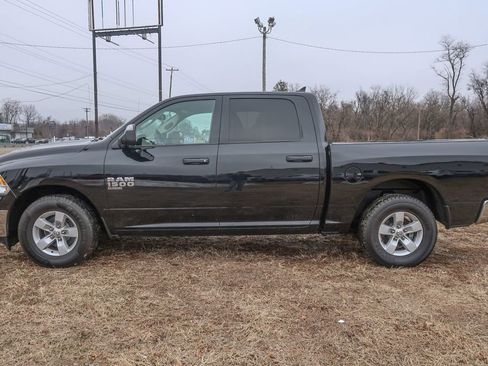Used 2023 RAM 1500 Classic SLT w/ Trailer & Traction Group image 3