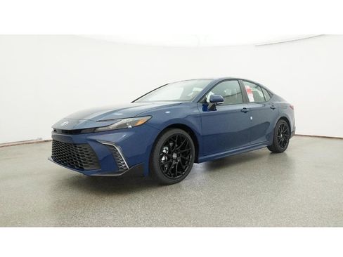 New 2026 Toyota Camry SE FWD image 17