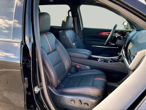 Used 2024 Chevrolet Traverse RS w/ LPO, Floor Liner Package image 8