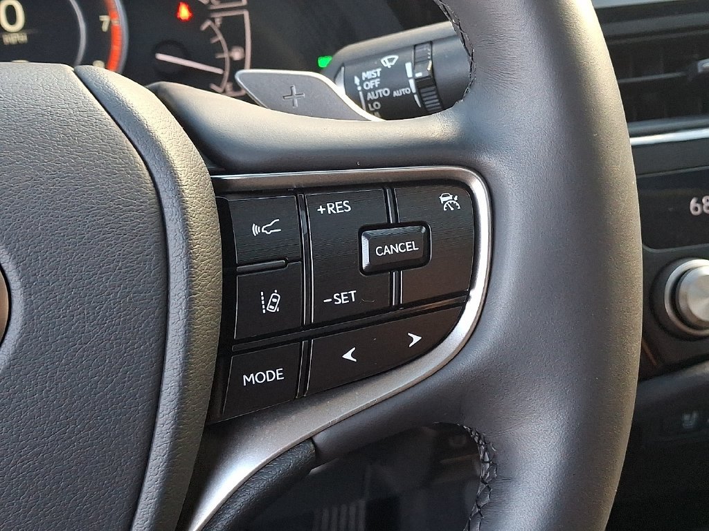Certified 2025 Lexus ES 350 w/ Premium Package FWD image 24
