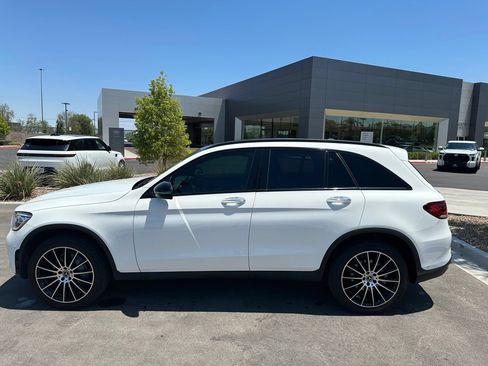 Used 2021 Mercedes-Benz GLC 300 image 13