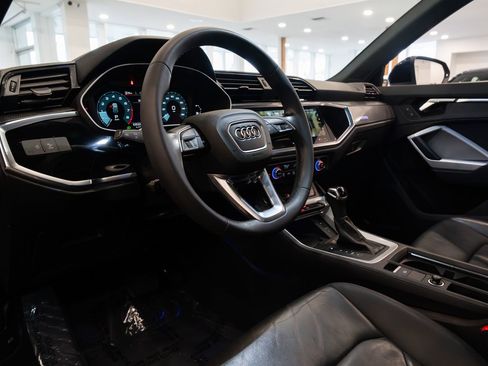 Used 2023 Audi Q3 2.0T Premium Plus AWD/4WD image 18